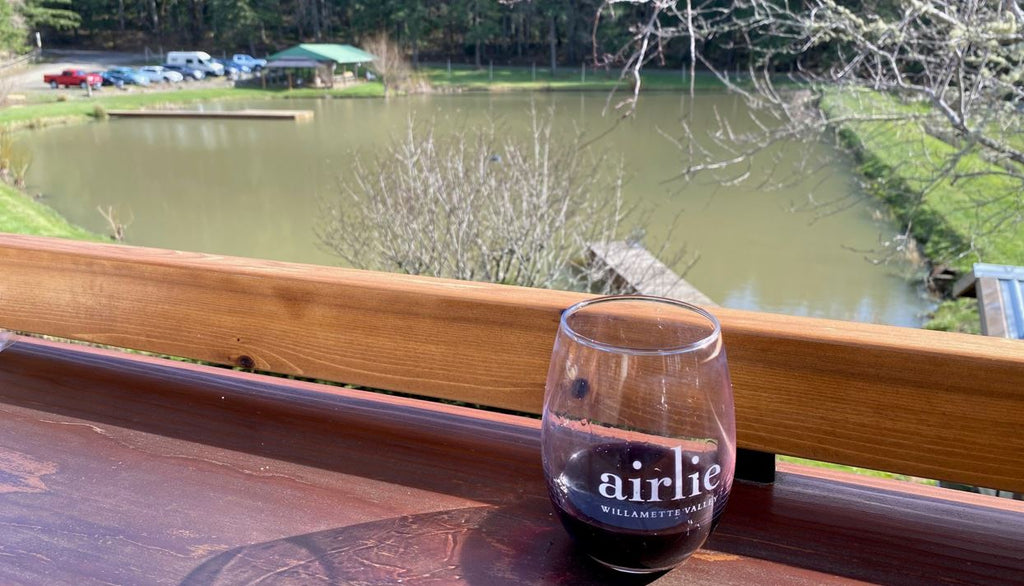 Airlie Winery - Most folks come to sip and stay!