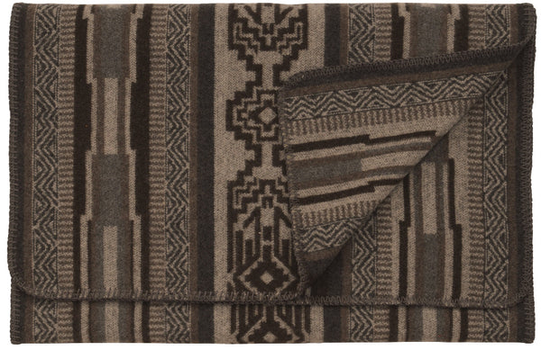 Wooded River Lodge Lux Bed Scarfs
